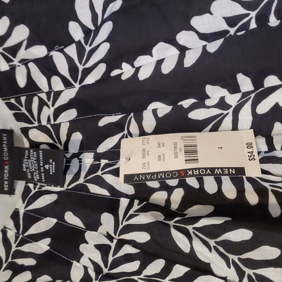 Black and white floral dress - Picture 5 of 8